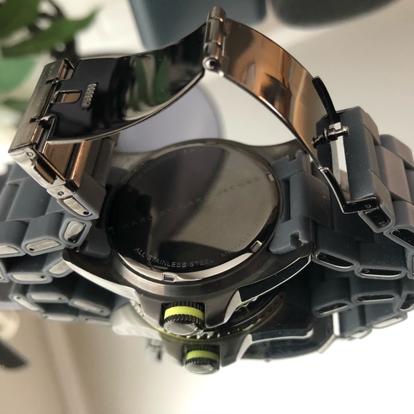 Marc by Marc Jacobs Men’s Watch Wristwatch MBM2569 - Picture 7 of 8